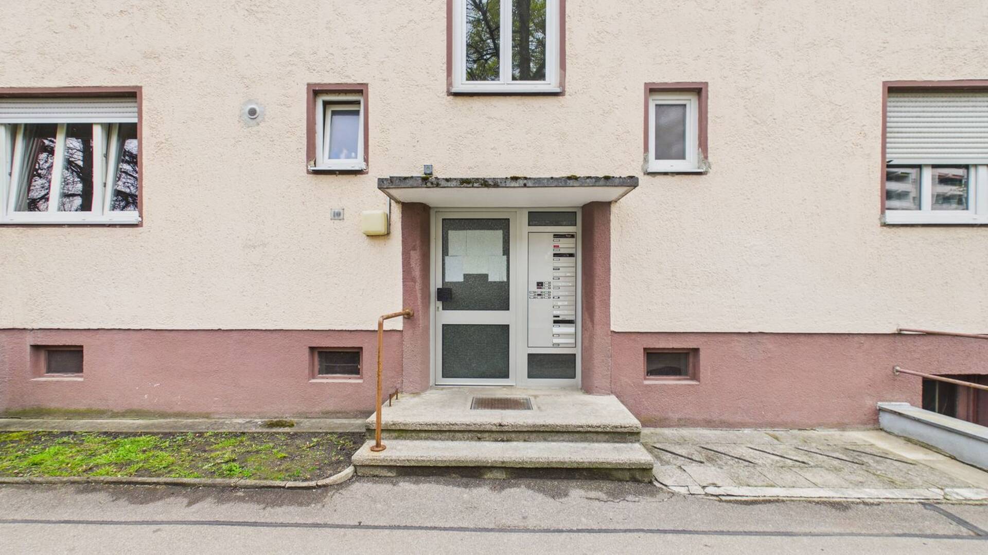 Dachgeschosswohnung in 86199 Augsburg mit 39,46 m² kaufen