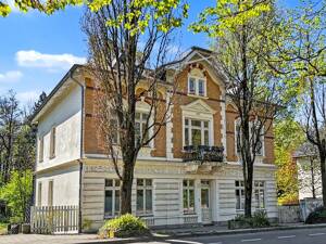 Lichtdurchflutete Dachgeschosswohnung in einer sanierten Denkmalschutzimmobilie in Farmsen-Berne – 22159 Hamburg – Vorschaubild 2