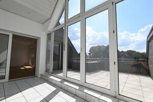 Penthouse-Wohnen in Köln-Wahn - 110 m² | Dachterrasse | Wintergarten | Balkon | TG – 51147 Köln – Vorschaubild 4