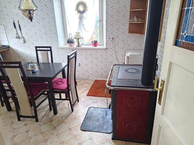 Mehrfamilienhaus mit Garage und viel Grünfläche zu verkaufen! – Ohrenbach – Vorschaubild 4