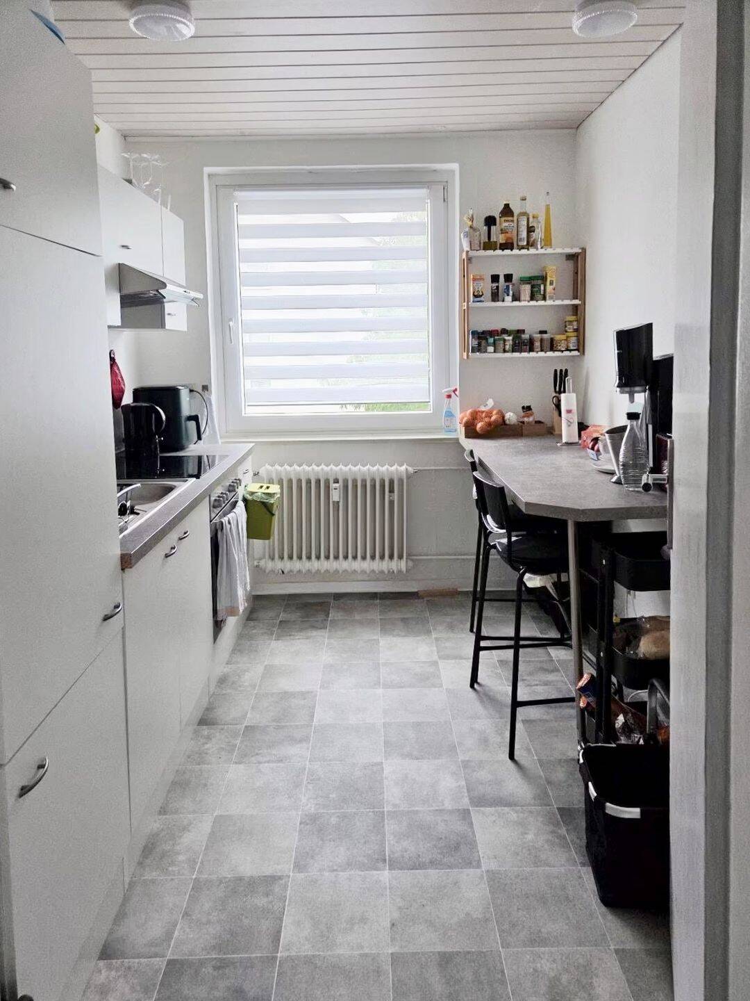 Lichtdurchflutete 2-Zimmer-Wohnung in Braunschweig mit Balkon – Braunschweig – Vorschaubild 4