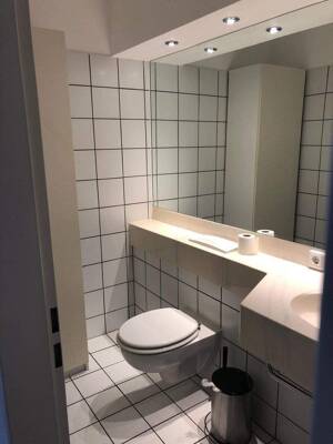 *** Arbeiten und Wohnen in dem 3 Raum-Wohn/Büro am Rheinpark D-Golzheim*** – 40474 Düsseldorf – Vorschaubild 7
