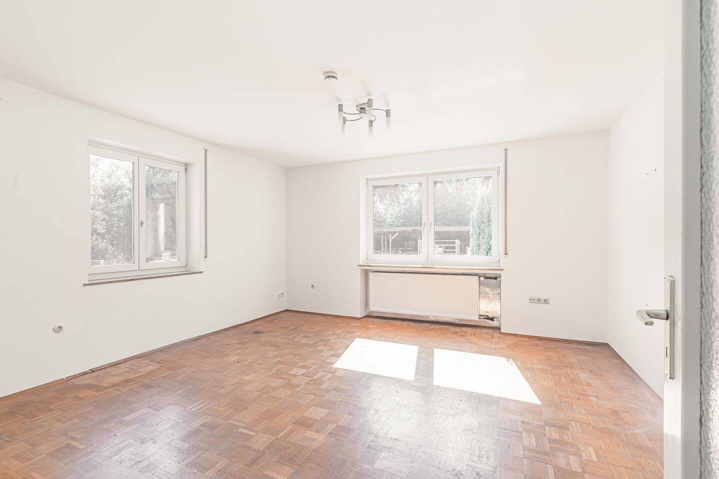 Freistehendes 2 Parteienhaus mit Ausbaupotenzial in bester Wohnlage! – Großmehring – Vorschaubild 9