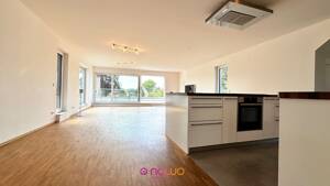 Ruhe trifft Luxus - hochwertiges Penthouse mit Weitblick, Dachterrasse und Carport!