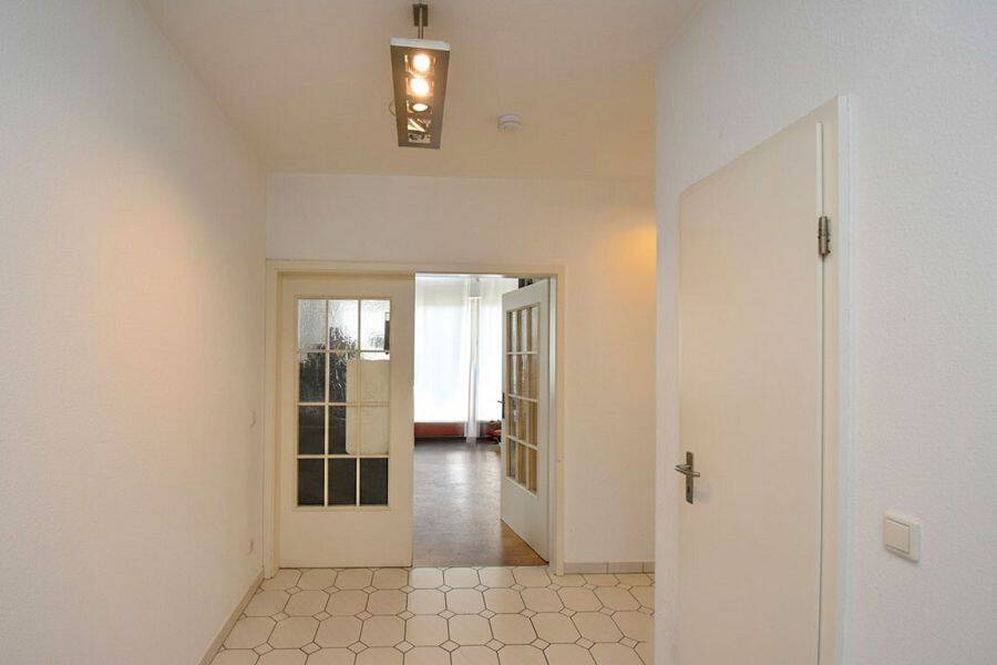 Hamburg - Eimsbüttel: Charmante 2-Zimmer-Eigentumswohnung mit sonniger Dachterrasse! – Hamburg – Vorschaubild 4