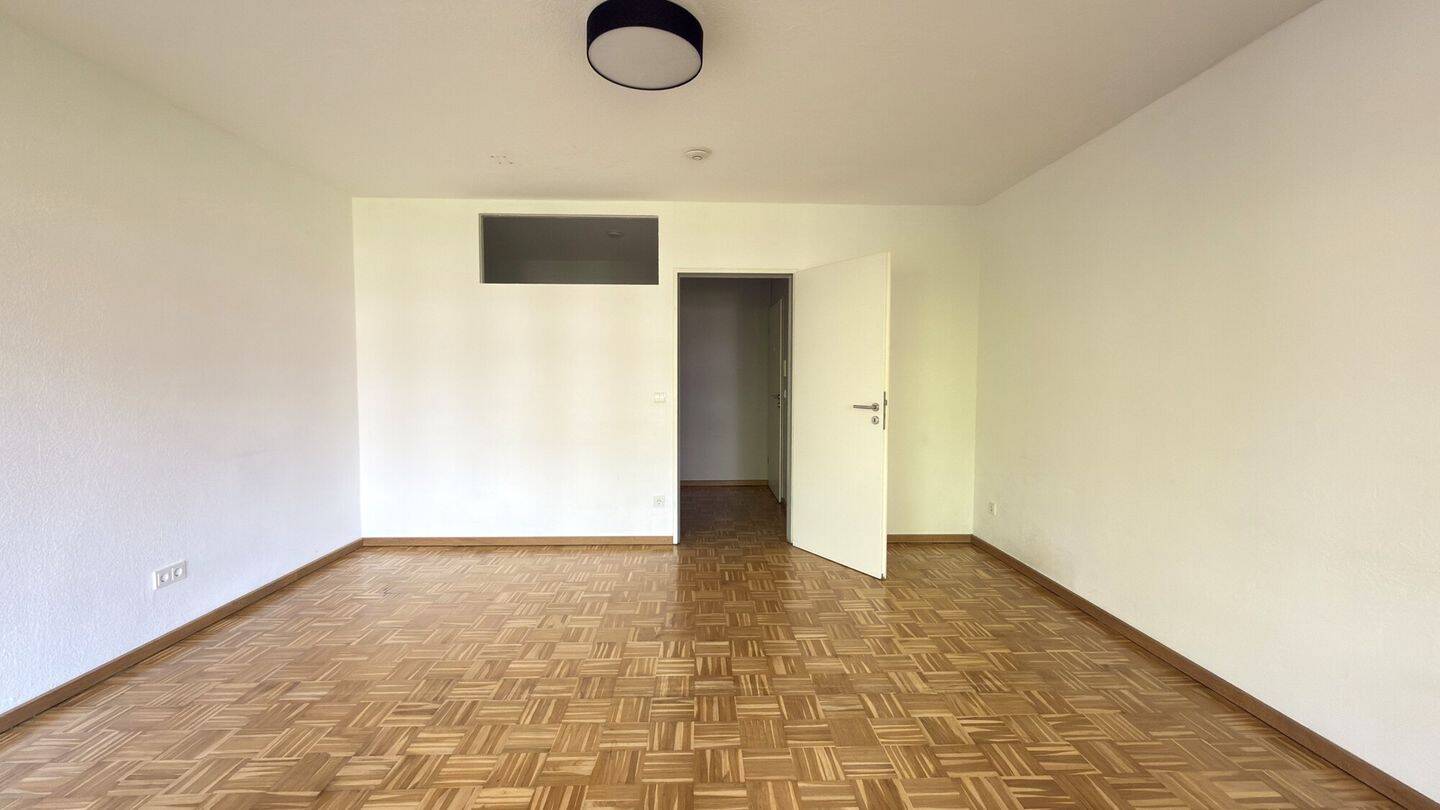 Attraktive 2 Zimmer Wohnung mit Balkon in begehrter Schlossnähe – Münster – Vorschaubild 4