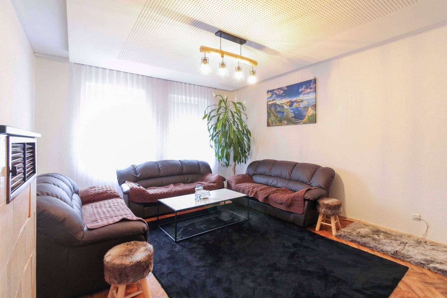 Vorteilhafte Gelegenheit: MFH mit 3 WE und Wertsteigerungspotenzial in Citylage – Stuttgart – Vorschaubild 2