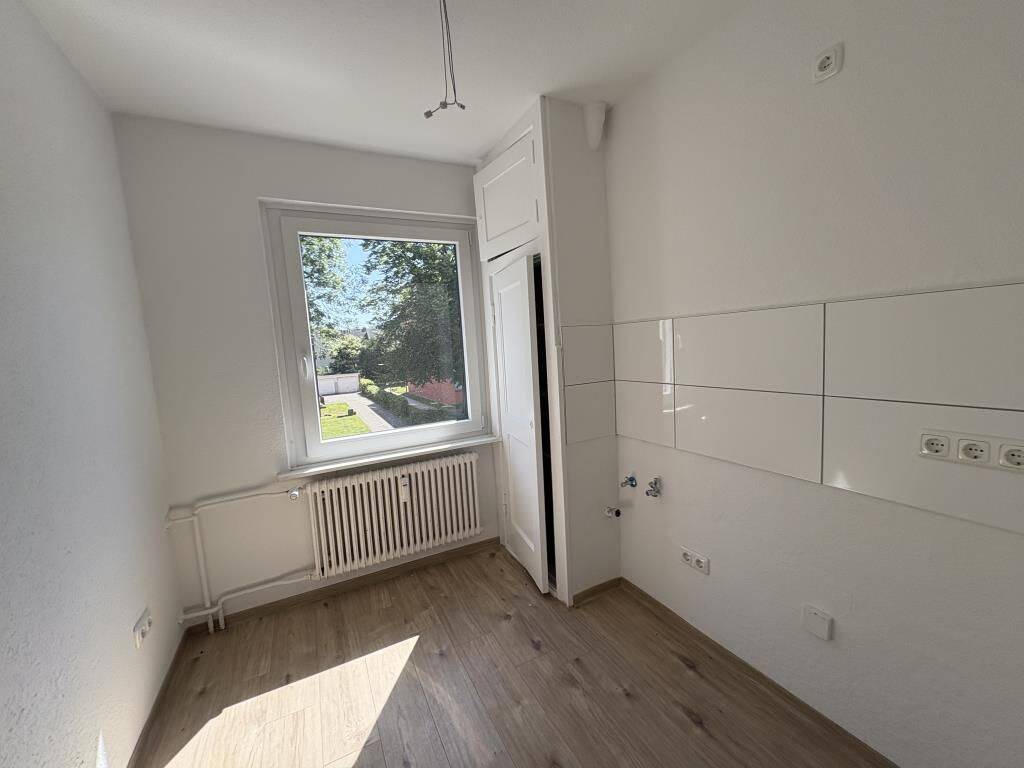 Renovierte 3-Zimmer-Wohnung in Bremerhaven – Bremerhaven – Vorschaubild 5