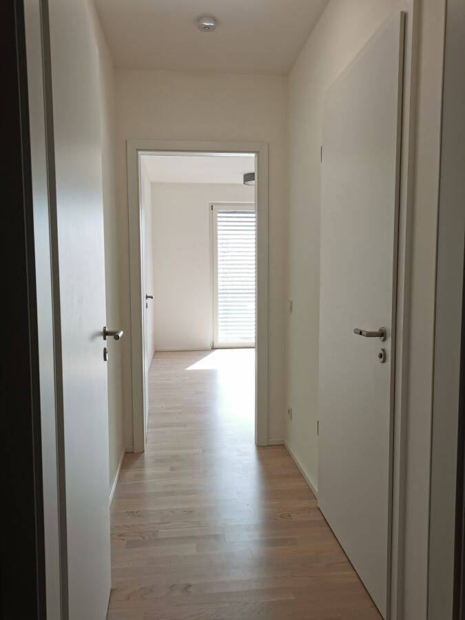 Provisionsfrei* Moderne 2-Zimmer-Design-Wohnung mit Loggia mitten in München-Pasing – München – Vorschaubild 3