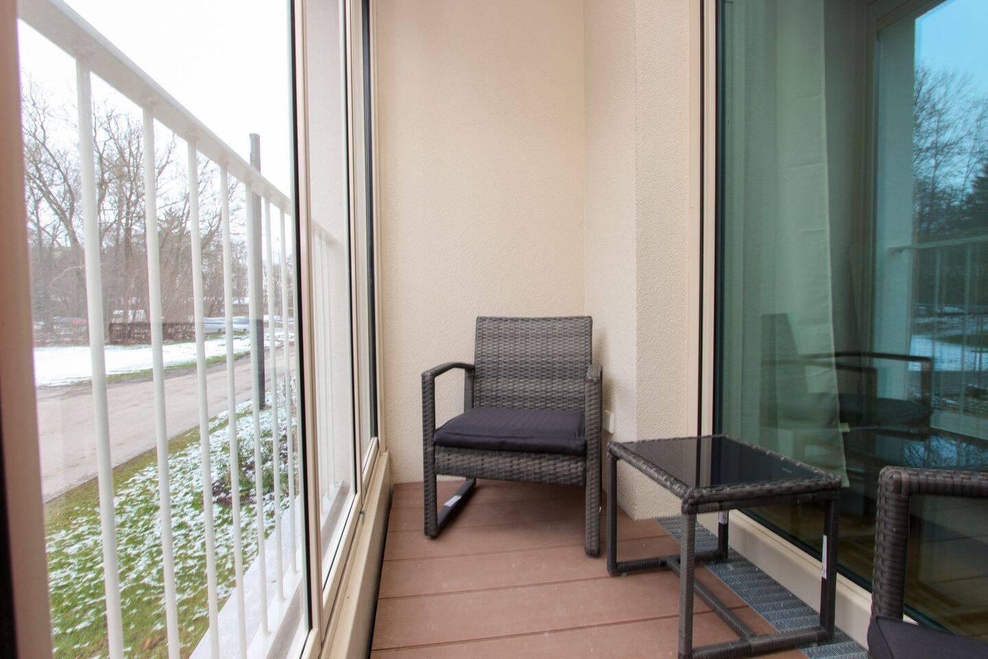 Praktisch möbliertes 1-Zimmer-Apartment mit Loggia – München – Vorschaubild 5