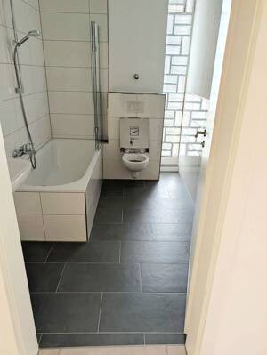 Helle 3-Zimmer-Wohnung, saniert mit Balkon in ruhiger Lage von Oberhausen-Sterkrade Nord – 46147 Oberhausen – Vorschaubild 2