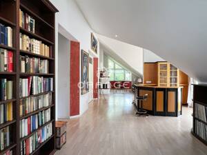 *** Viel Raum für Ihre Wohnideen: 132 m² Dachgeschosswohnung + Hobbyraum in ruhiger, grüner Lage *** – 81827 München – Vorschaubild 8