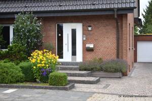 Ansprechende Wohnung in ruhiger Wohnlage mit Loggia, Dr. Kurzhals Immobilien GmbH, www.dr-kurzhals.de, Tel. 02508/451 – 59229 Ahlen – Vorschaubild 3