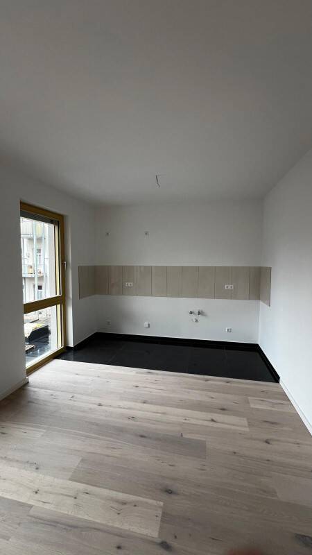 Erstbezug : Exklusiver Neubau im Zentrum mit Balkon, Fußbodenheizung und Parkett! – Chemnitz – Vorschaubild 8