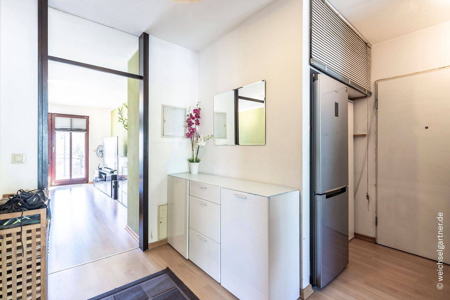 Ansprechend geschnittene Wohnung mit ruhigem Balkon zum Innenhof in unmitelbarer Nähe zur Isar – München – Vorschaubild 7