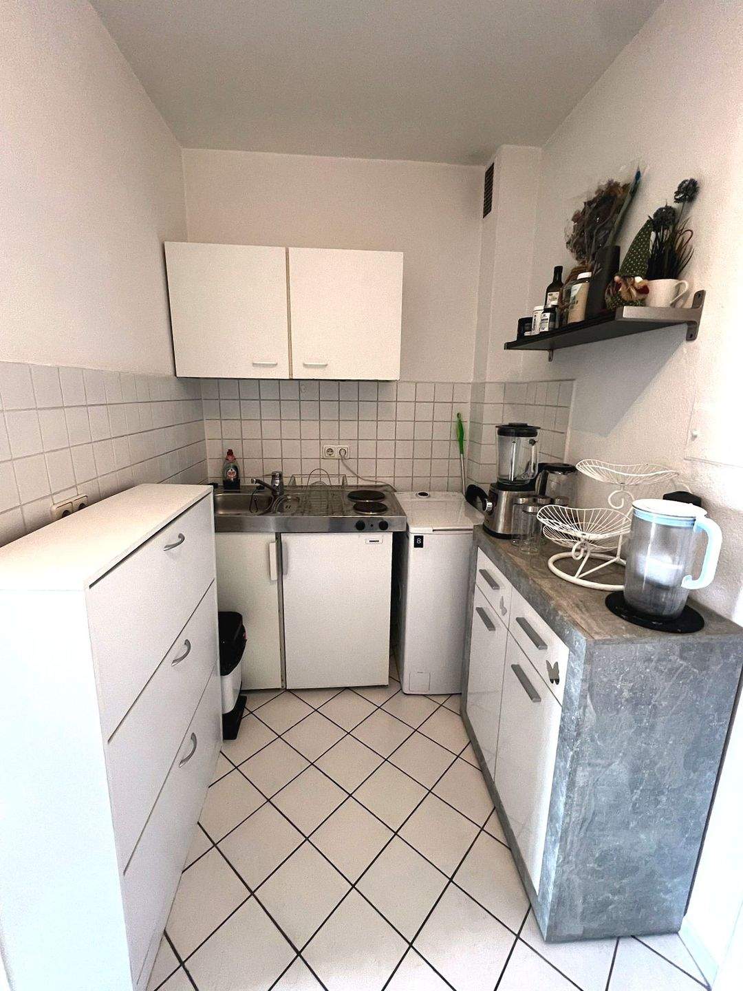 Nur an Einzelperson: Kompaktes, helles 1-Zi.-Appartement mit Küche im Flur + Terrasse in Mü- / Giesing ab 1. Mai - nach VB zu vermieten – München – Vorschaubild 4