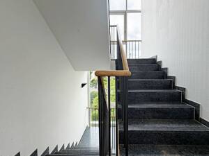 Helle 4-Zimmer-DG-Wohnung mit idealem Grundriss in grüner Lage! – 12349 Berlin – Vorschaubild 5