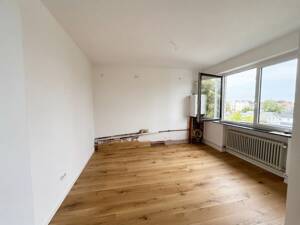 Frisch sanierte 2,5-Zimmer-Wohnung mit großem Balkon in Cuxhaven-Döse – 27472 Cuxhaven – Vorschaubild 4