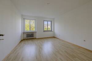Wohnen am Park: Toll geschnittene 3-Zimmer-Wohnung mit sonnigem Westbalkon – 81669 München – Vorschaubild 6