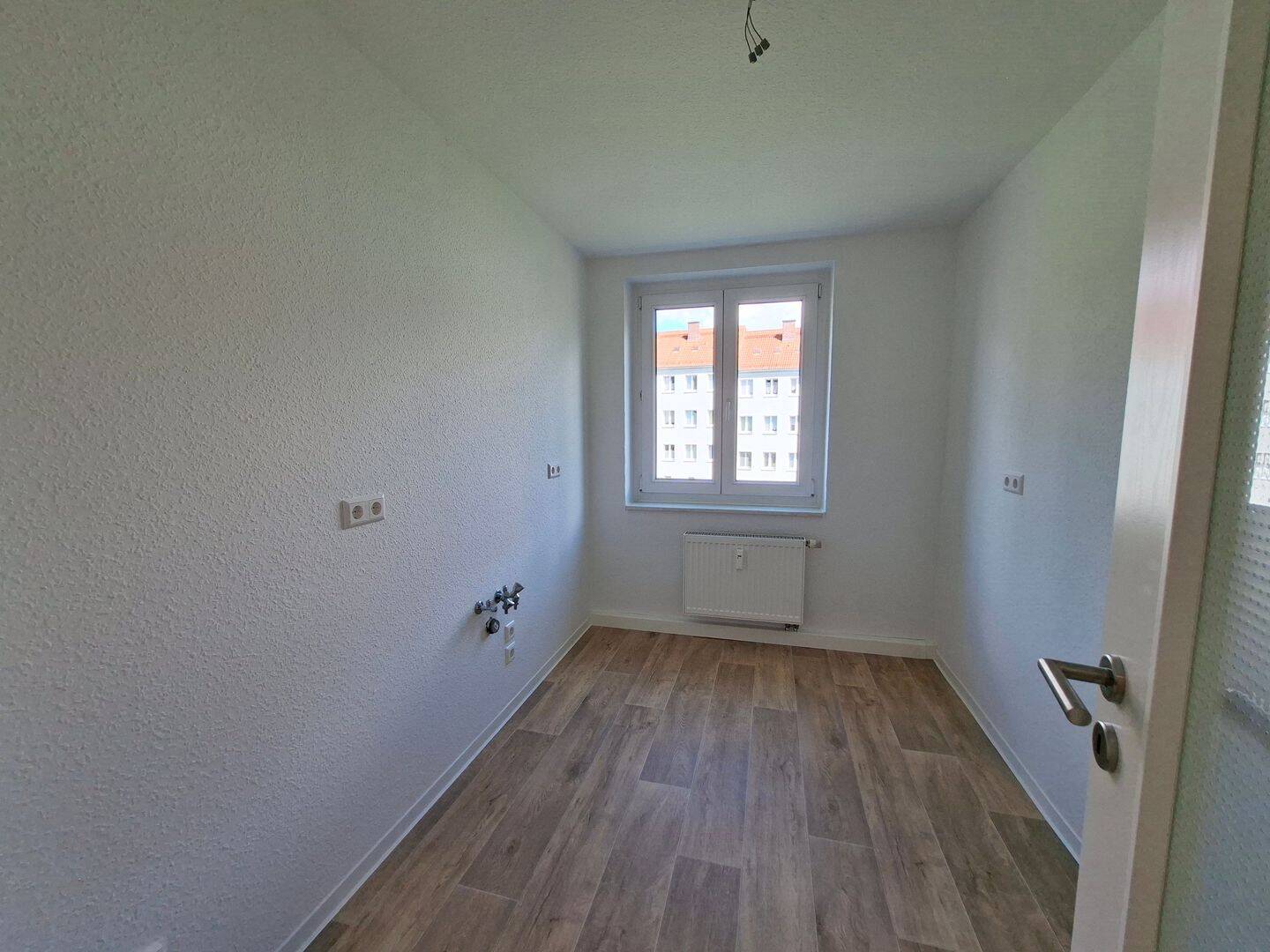 3-Raumwohnung im 1. OG mit Balkon – Chemnitz – Vorschaubild 9