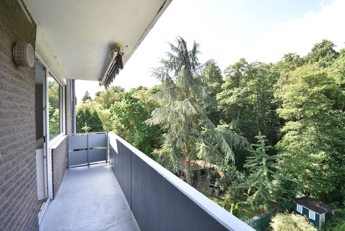 Idealer Grundriss! Renovierte 3-Zimmer-Whg mit Balkon & Garage – 40627 Düsseldorf – Bild 1 von 9