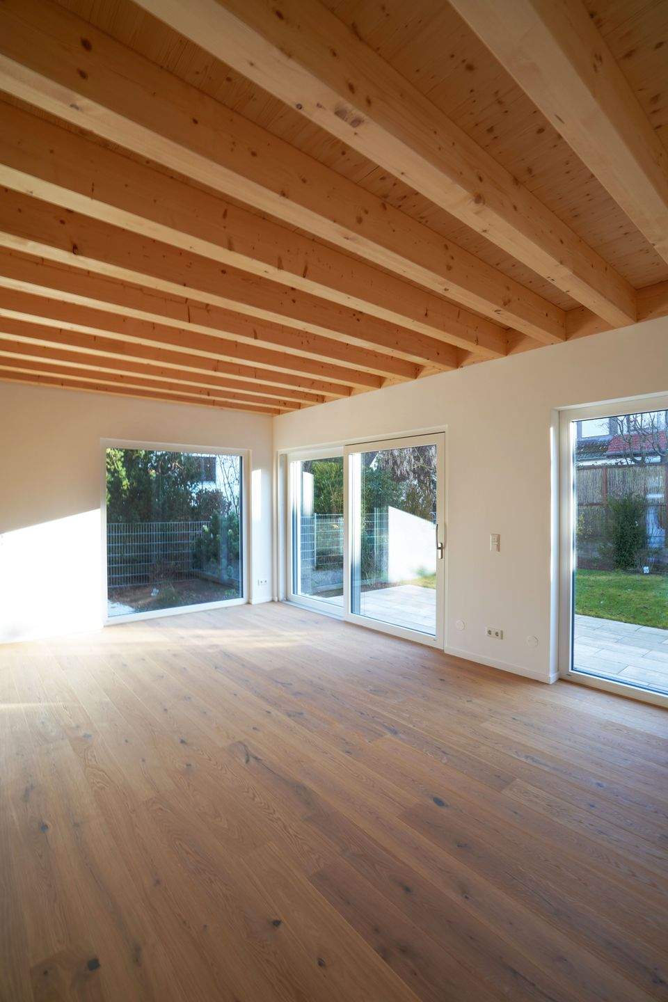 Neubau, Erstbezug: R6 – Leben am Burgberg | Architektonisch außergewöhnliches Haus im Grünen – Erlangen – Vorschaubild 5