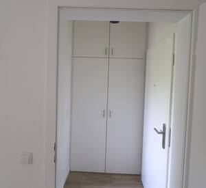 Renovierte 2-Zimmer-Wohnung mit Aufzug in bevorzugter Wohnlage! – 45479 Mülheim an der Ruhr – Vorschaubild 2