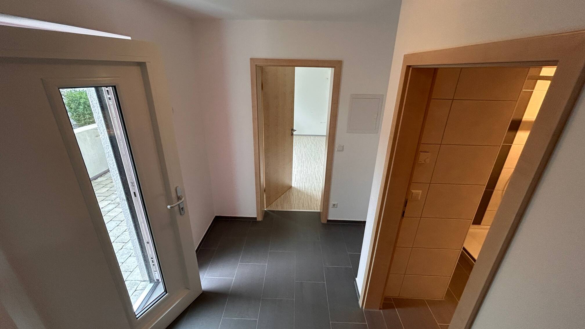 2-Zimmer-Einliegerwohnung mit Terrasse in Ulm-Eggingen – Ulm – Vorschaubild 4
