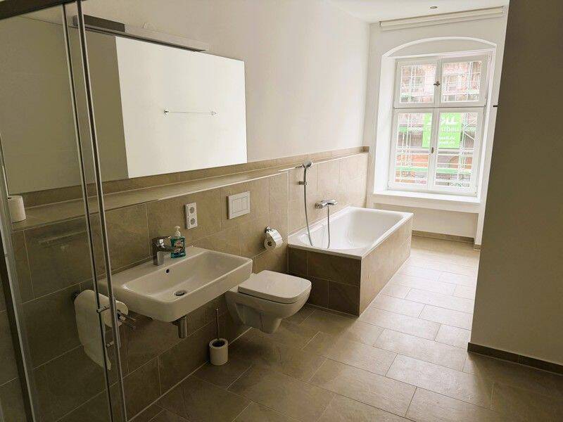 Charmante 3-Zimmer-Wohnung, 136m², Terrasse, Gäste-WC im Neubau "BADERHOME" – Augsburg – Vorschaubild 6