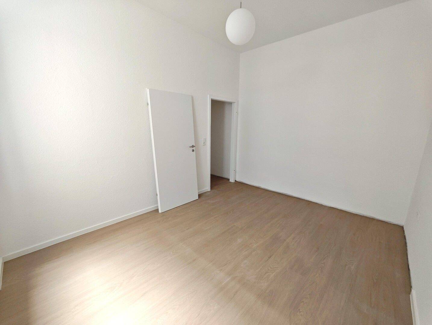 Renovierte 3,5-Zimmer-Wohnung mit Altbaucharme in Mannheimer Toplage – Mannheim – Vorschaubild 4