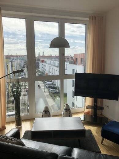 Wunderschöne möblierte, helle 2-Zi-Whg. mit EBK 4. OG Südbalkon mit unverbautem Blick – Berlin – Vorschaubild 6