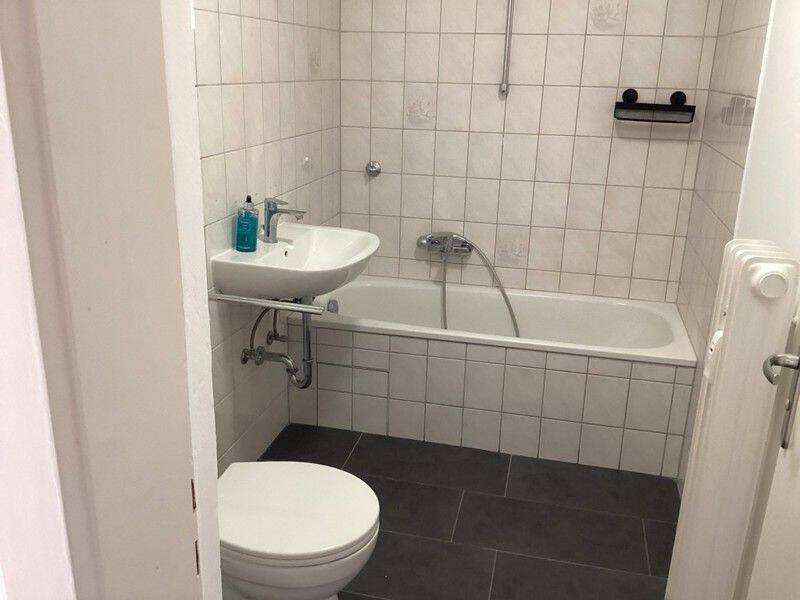 Hello 2 Zimmer-Wohnung mit Einbauküche! – München – Vorschaubild 4