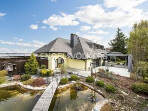 Natur trifft Luxus – Villa mit außergewöhnlicher Außenanlage