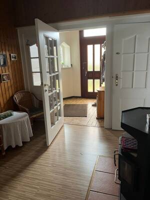 Große schöne Wohnung mit 3 Zimmern in ehemaliger Stadtvilla mit Küche und großem schönen Garten – 27711 Osterholz-Scharmbeck – Vorschaubild 6