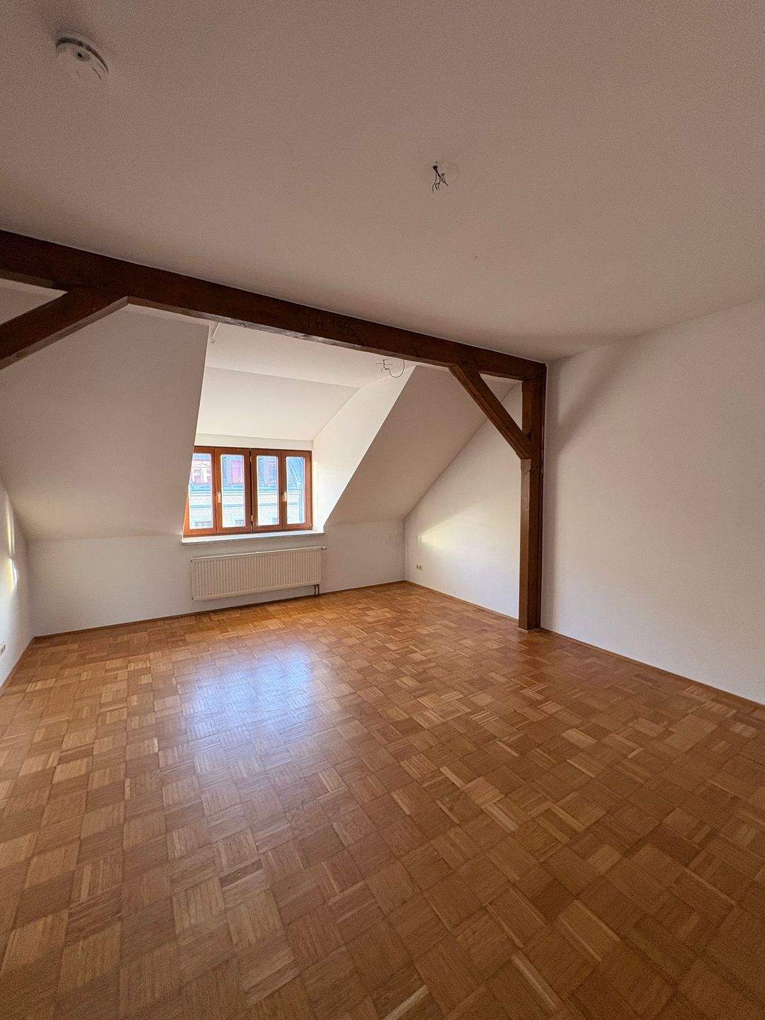 Großzügige 3-Raum Maisonette Wohnung sucht neue Mieter – Chemnitz – Vorschaubild 6