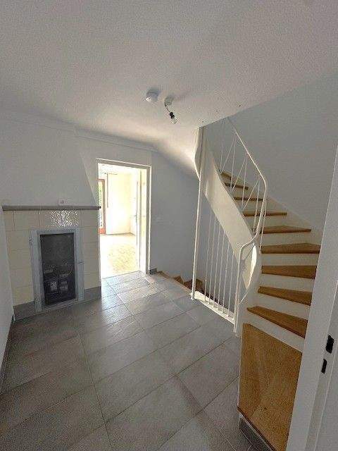 !!!FREI ZUM BEZUG!!! Gepflegtes Reihenmittelhaus in Nürnberg St. Leonhard – Nürnberg – Vorschaubild 4
