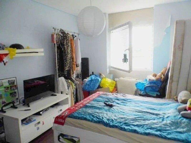 Vermietete 3,5-Zim-ETW m. gr. Balkon/Loggia, Pkw-Stellplatz, in zentr. Lage in Bergheim KP.: 139.800,-. – Bergheim – Vorschaubild 7