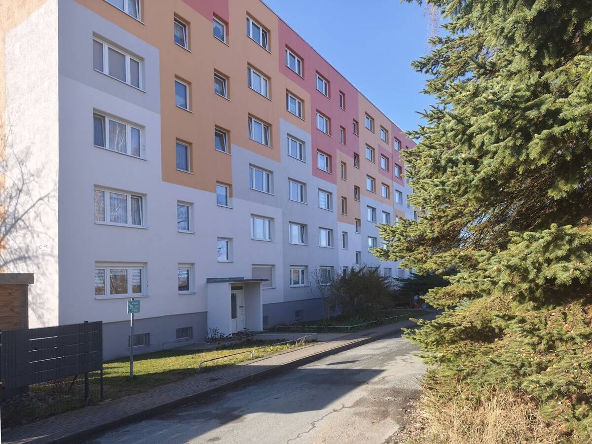 GUT und GÜNSTIG WOHNEN – 6712 Zeitz – Bild 1 von 7
