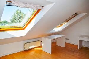 Reihenendhaus mit Garage in Praunheim - nur Zwangsversteigerung - Keine Käuferprovision – 60488 Frankfurt am Main – Vorschaubild 4