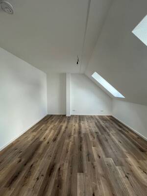 Charmante 3-Zimmerwohnung mit Aufzug und Eckbalkon in Dortmund-Asseln! – 44319 Dortmund – Vorschaubild 9