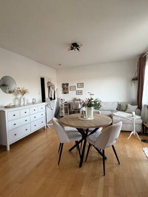 Schöne und gut geschnittene 1 Zimmer-Wohnung mit Balkon direkt an der Lahn, Lahnstr. 7, Gießen – 35398 Gießen – Vorschaubild 3