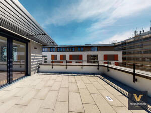 Lichtdurchflutete und großzügig geschnittene 3-Zimmer-Wohnung mit Dachterrasse und Loggia! – 64295 Darmstadt – Vorschaubild 5