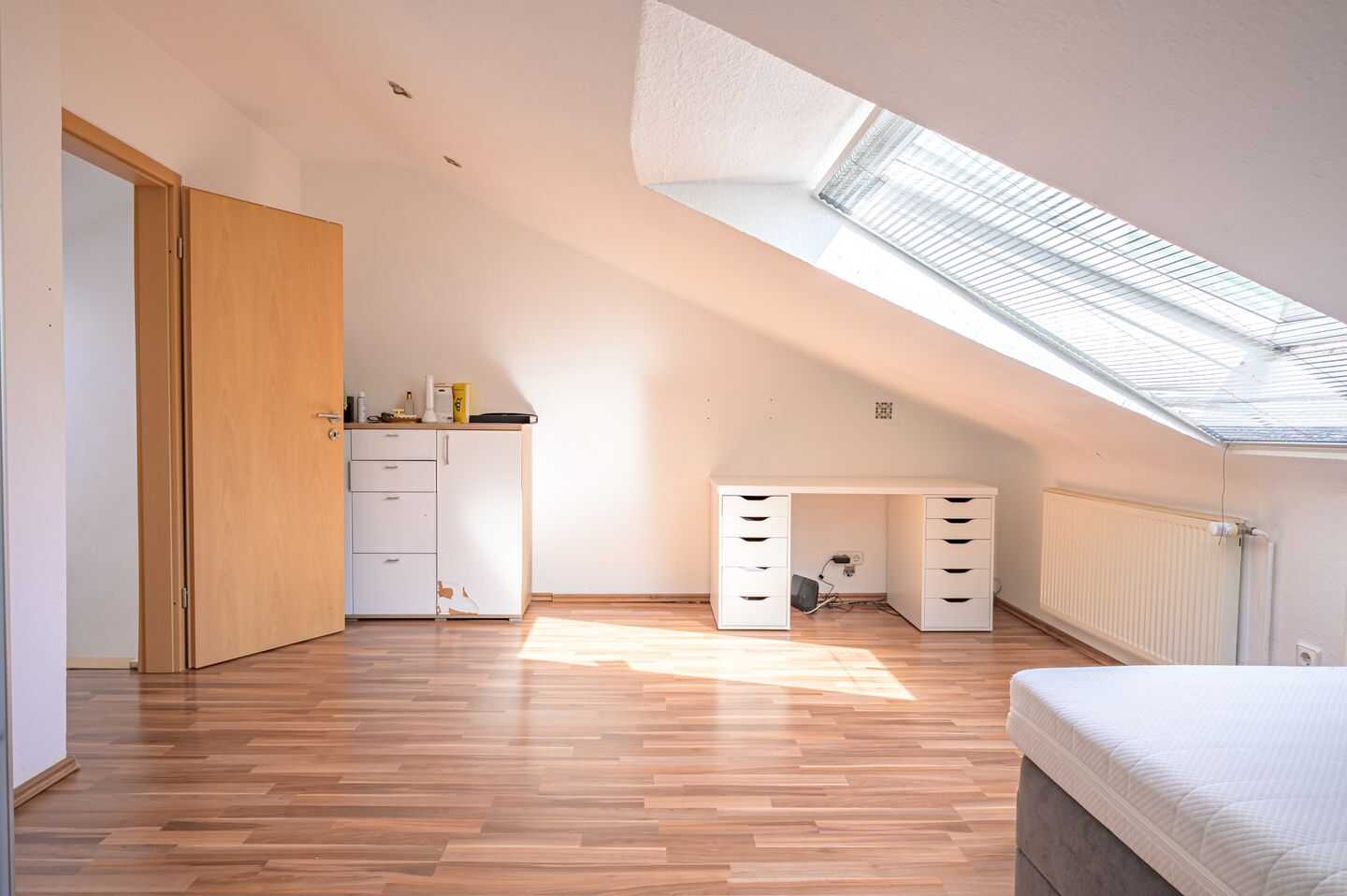 Charmantes Zuhause mit Garten in zentraler Lage - Reihenmittelhaus am Rodrücken in Pforzheim – Pforzheim – Vorschaubild 8