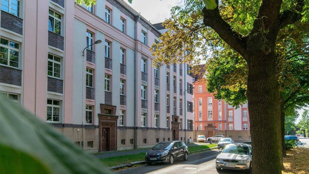 Großzügige 2-Zimmer Wohnung mit Balkon in Anger Crottendorf