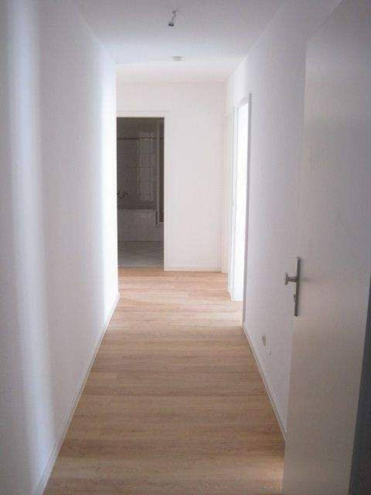 Gemütliches 3-Raum Wohnung mit viel Platz in Chemnitz Sonnenberg – 9130 Chemnitz – Bild 1 von 9