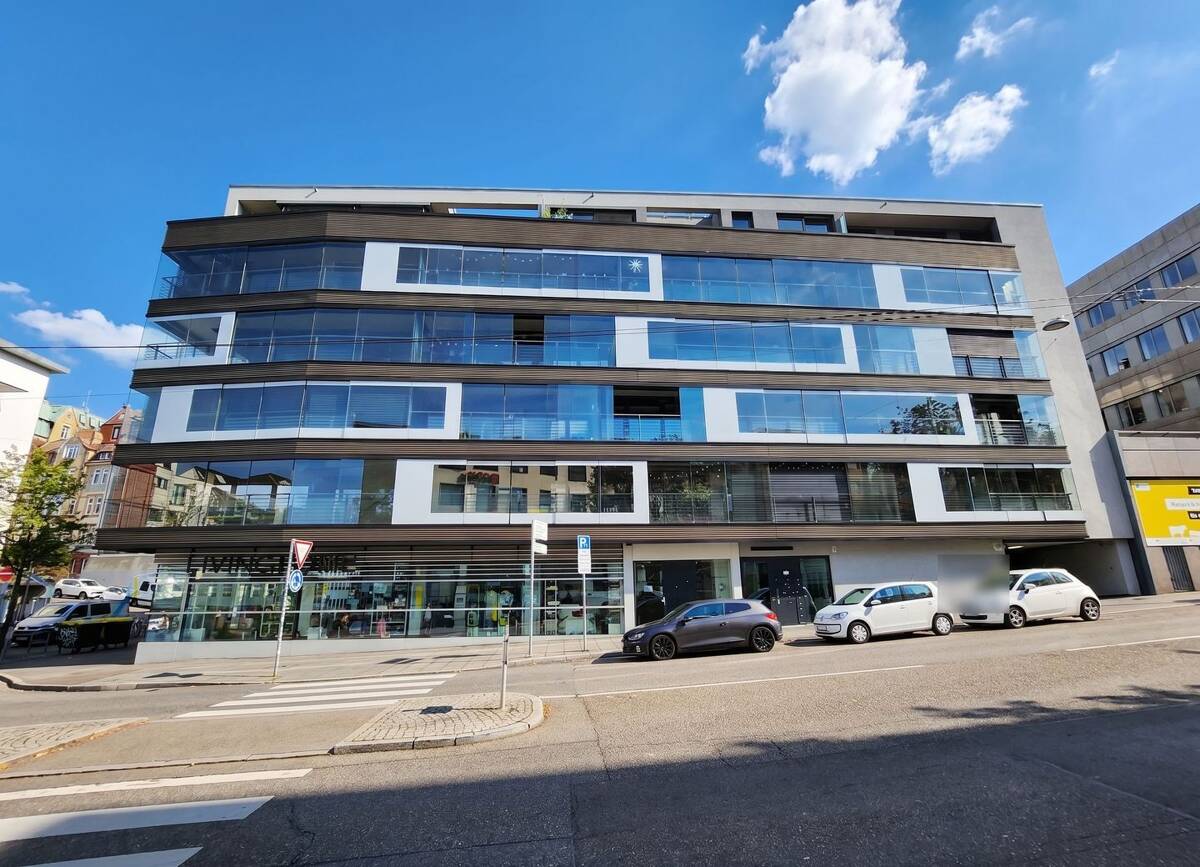 Hochkarätige Architektur in zentraler Lage – 70180 Stuttgart – Bild 1 von 9