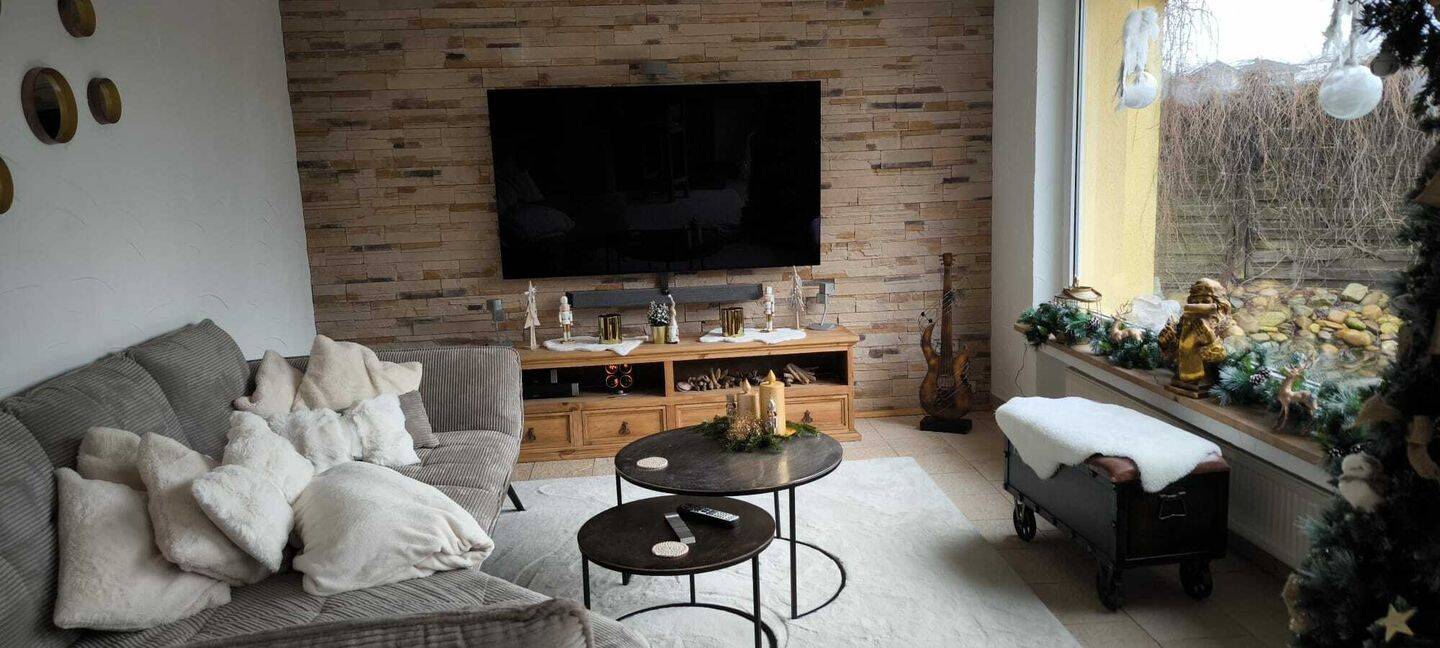 Mediterraner Wohntraum mit Wellnessgarten, Bar und eleganter Ausstattung wartet auf Sie! – Dortmund – Bild 1 von 9