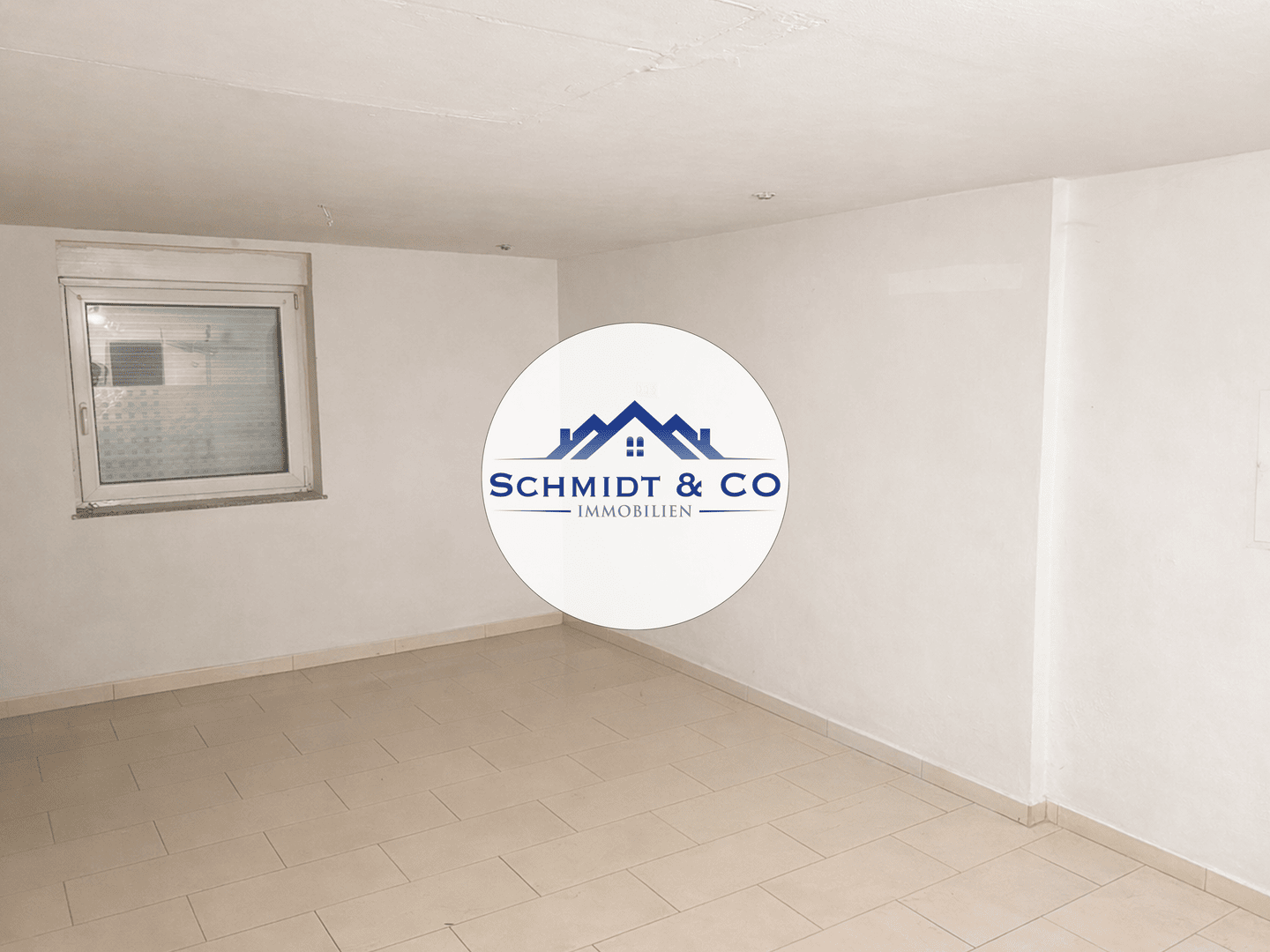 Haus mit viel Ausbaupotenzial | Schmidt&Co. Immobilien – Frankfurt am Main – Bild 1 von 6