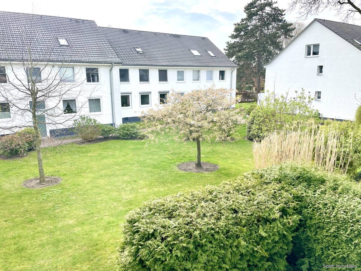 Ruhige Oase mit Balkon an der Stadtgrenze: Gepflegte 2-Zimmer-Wohnung in Lurup – Hamburg – Vorschaubild 2