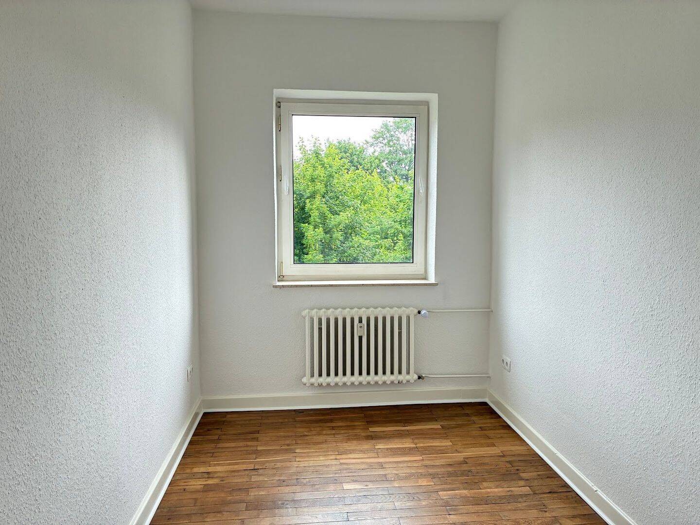 Interessante 2,5 Zimmerwohnung mit Balkon – Kiel – Vorschaubild 3